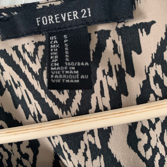 🔥 3/$20 Aztec Print Summer Dress - Picture 3 of 3